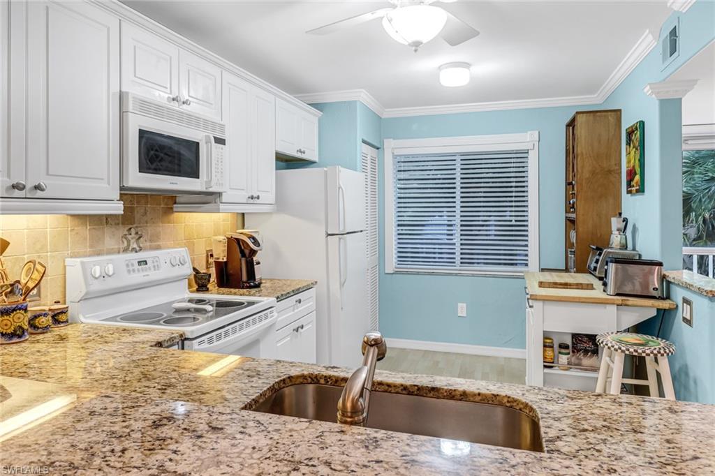 NAPLES BAY CLUB - Residential Lease