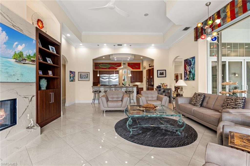 HIDDEN HARBOR - Residential