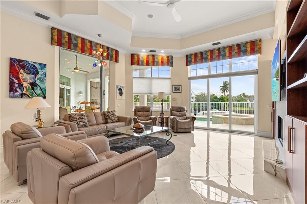 HIDDEN HARBOR - Residential