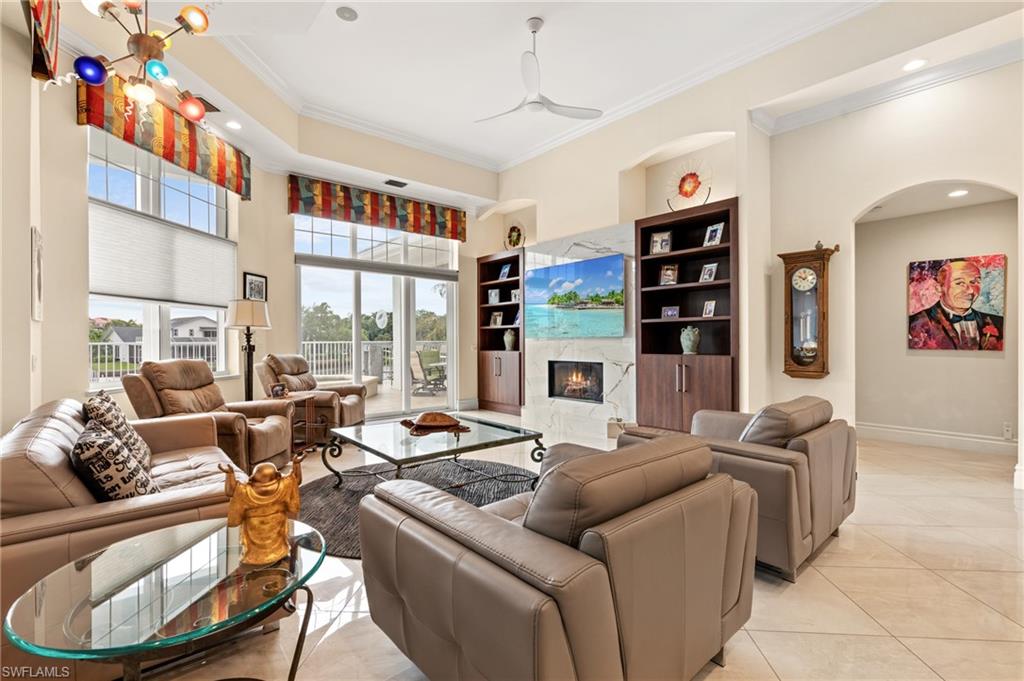 HIDDEN HARBOR - Residential