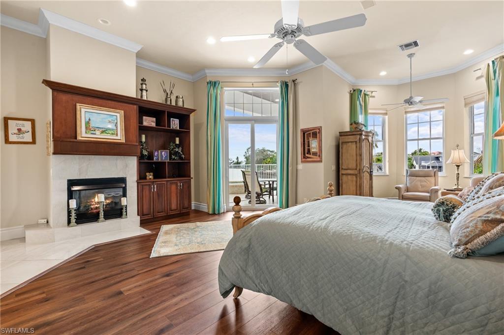 HIDDEN HARBOR - Residential