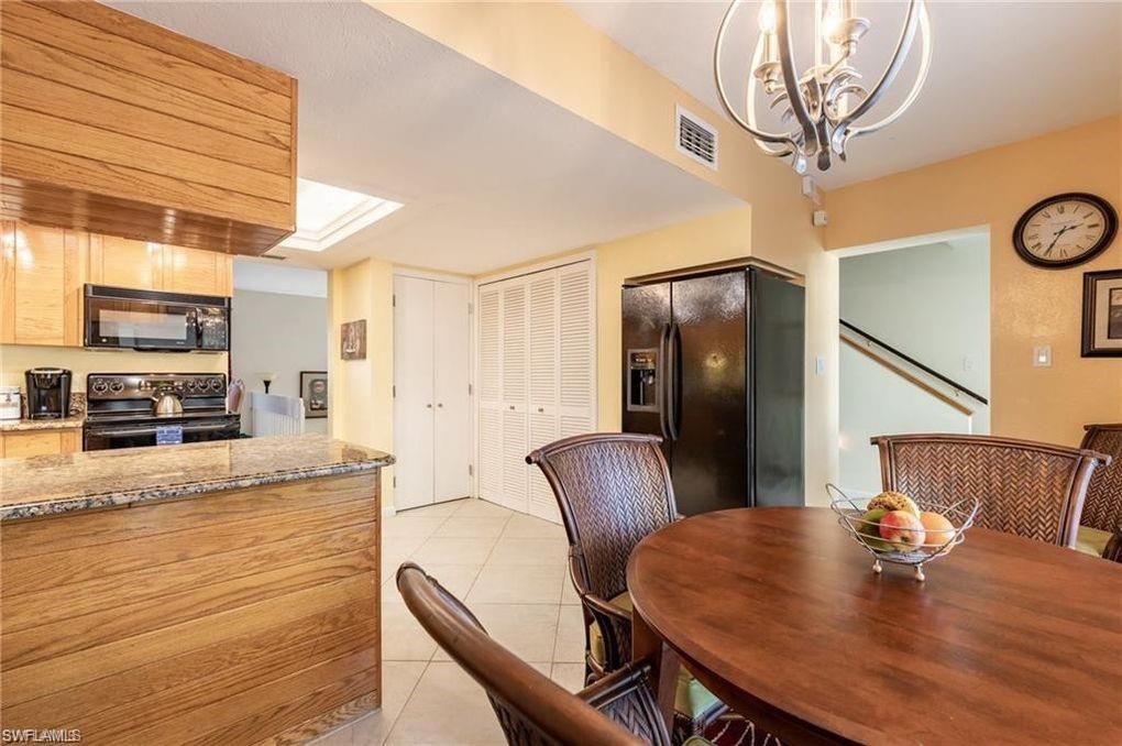 WINDJAMMER VILLAGE AT THE LAND - Residential