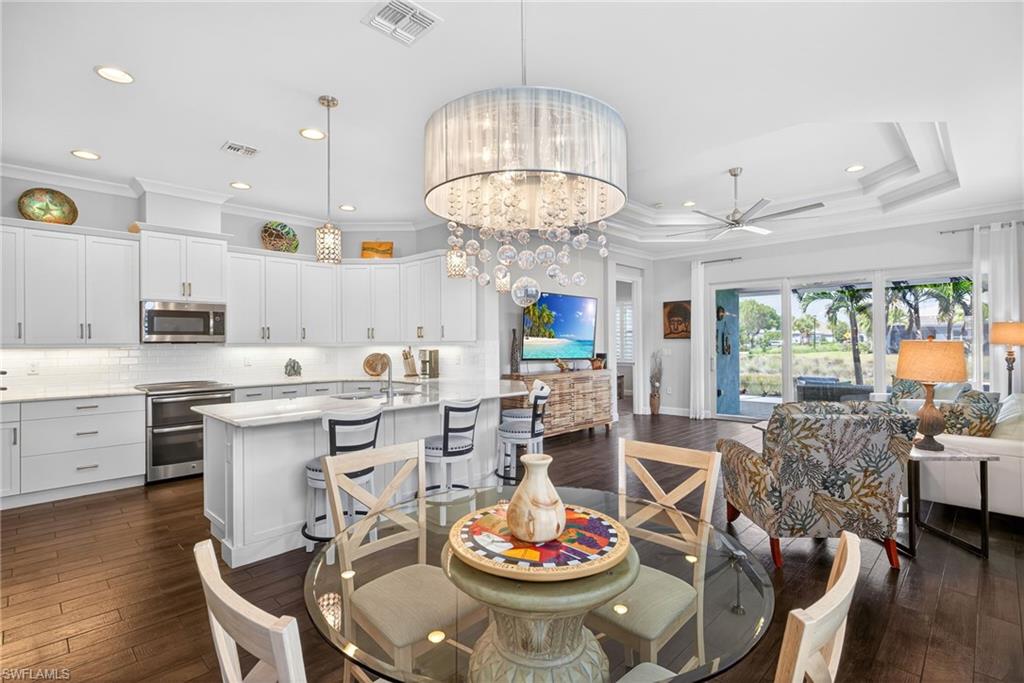 ISLES OF COLLIER PRESERVE - Residential