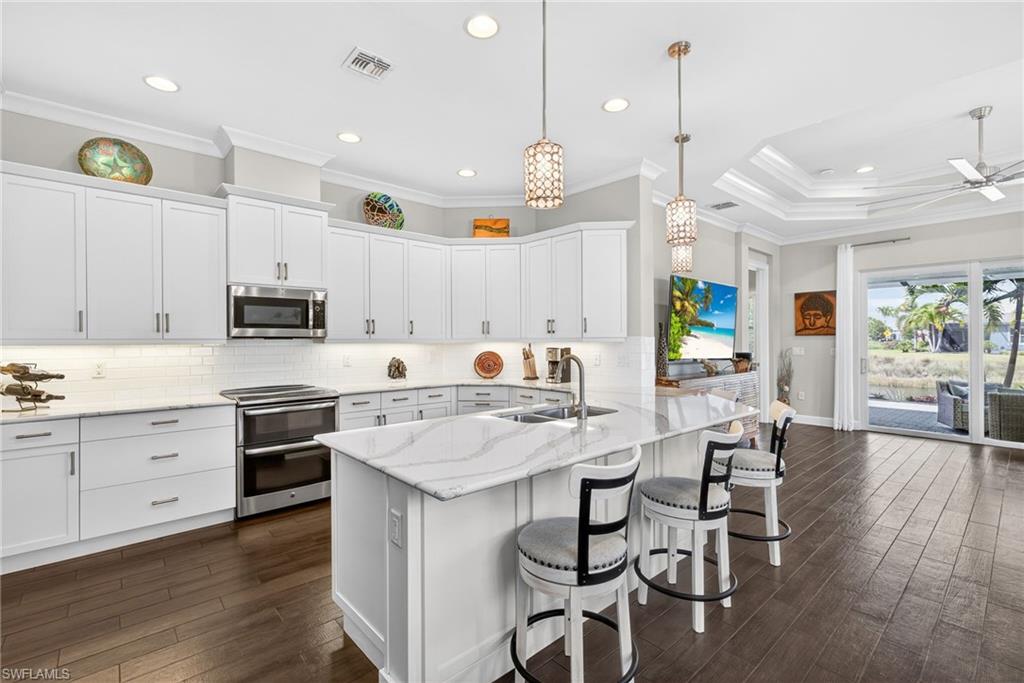 ISLES OF COLLIER PRESERVE - Residential