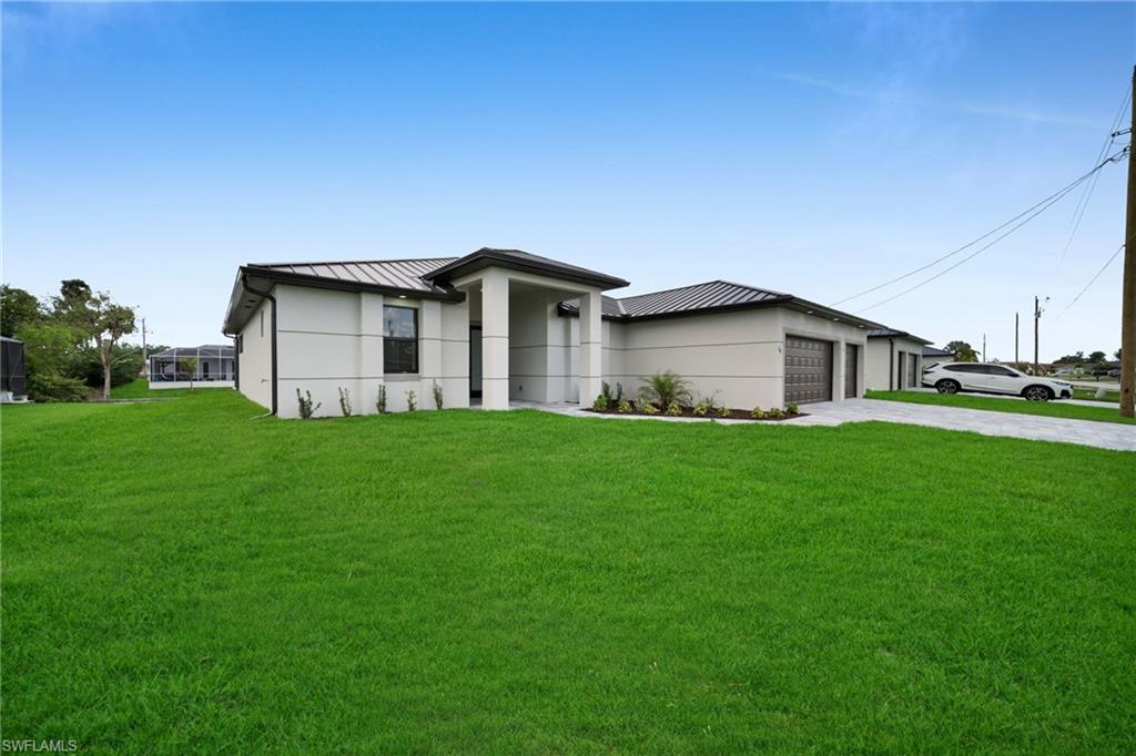 CAPE CORAL - Residential