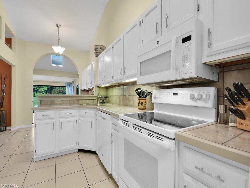 HUNTERS RIDGE - Residential