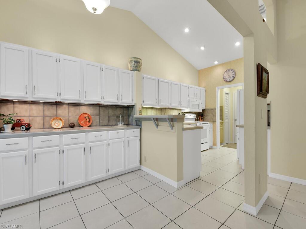 HUNTERS RIDGE - Residential