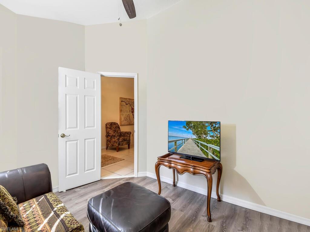 HUNTERS RIDGE - Residential