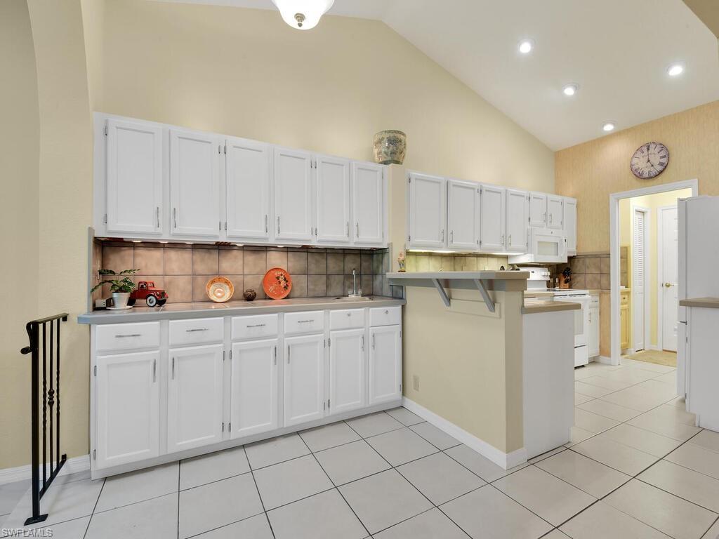 HUNTERS RIDGE - Residential