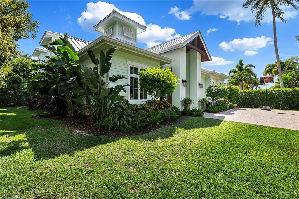 OLDE NAPLES - Residential