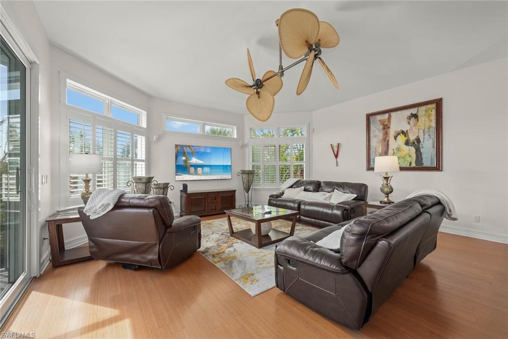 COTTAGE POINT UNREC - Residential