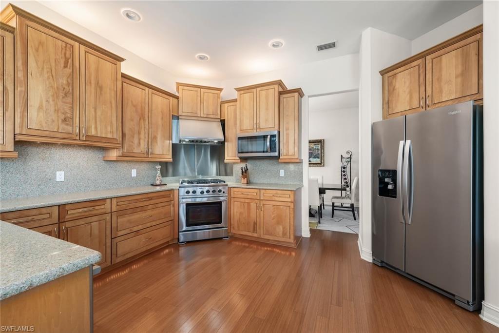 COTTAGE POINT UNREC - Residential