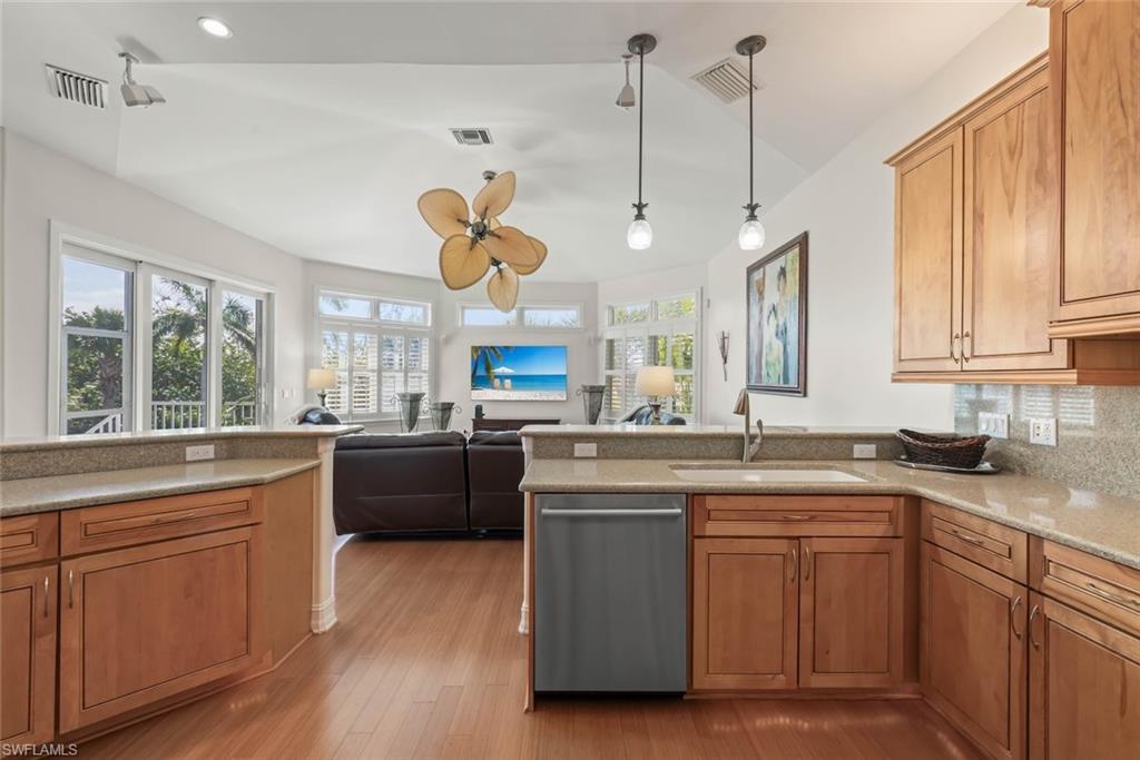 COTTAGE POINT UNREC - Residential