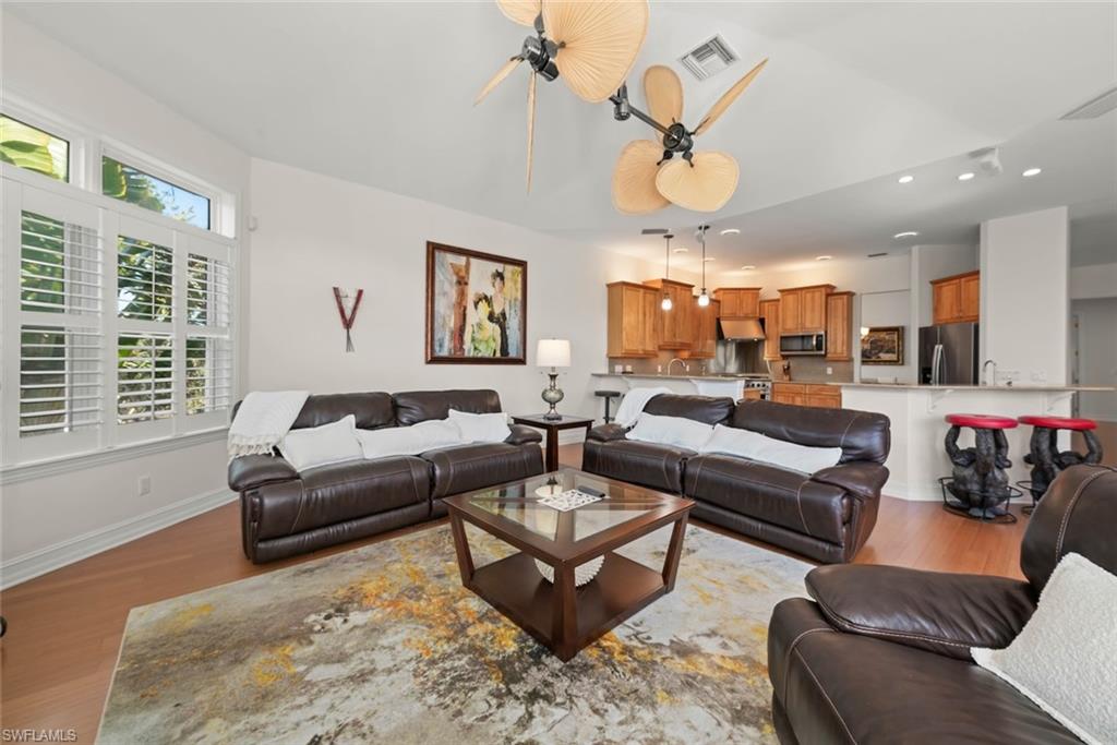 COTTAGE POINT UNREC - Residential