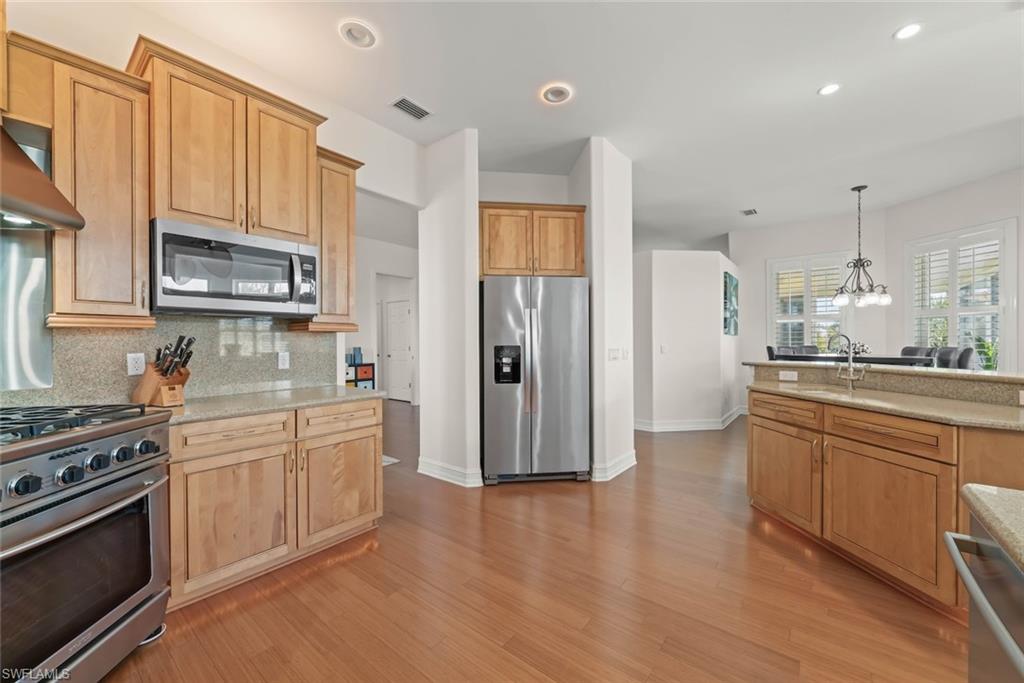 COTTAGE POINT UNREC - Residential