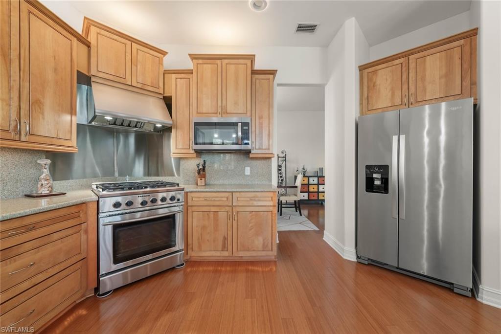 COTTAGE POINT UNREC - Residential