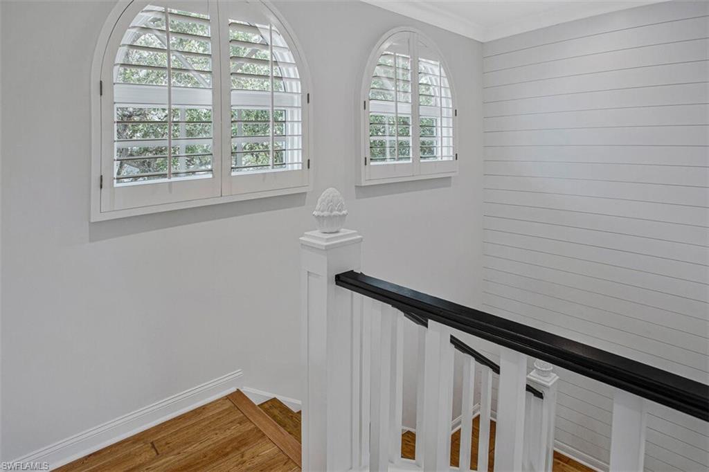 CRACKER COVE - Residential