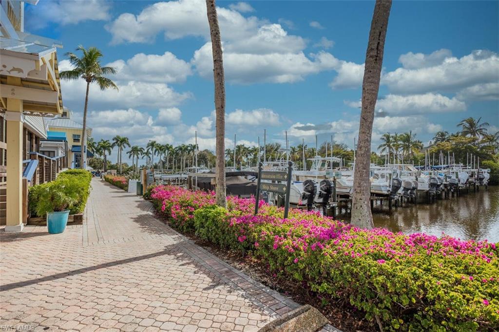 CRACKER COVE - Residential