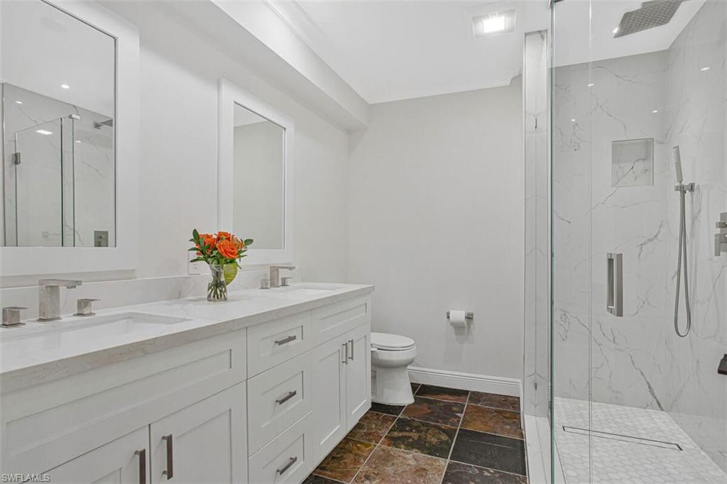 CRACKER COVE - Residential