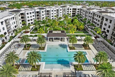 1125 CENTRAL AVE 566 NAPLES FL 34102