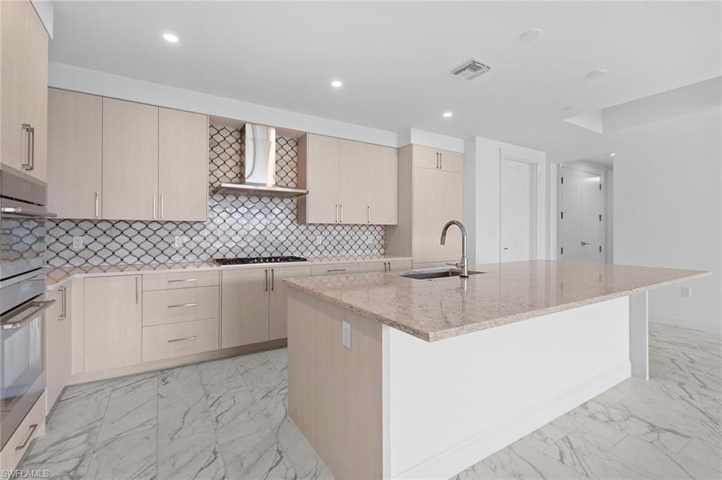 1125 CENTRAL AVE 566