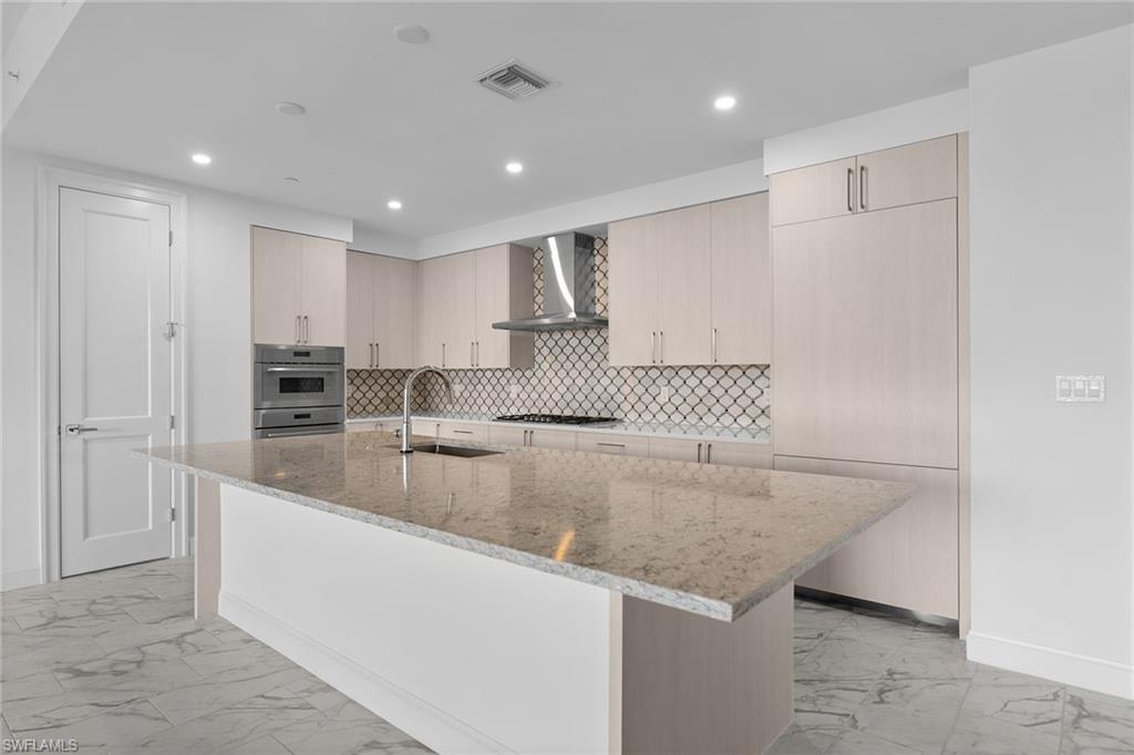 1125 CENTRAL AVE 566