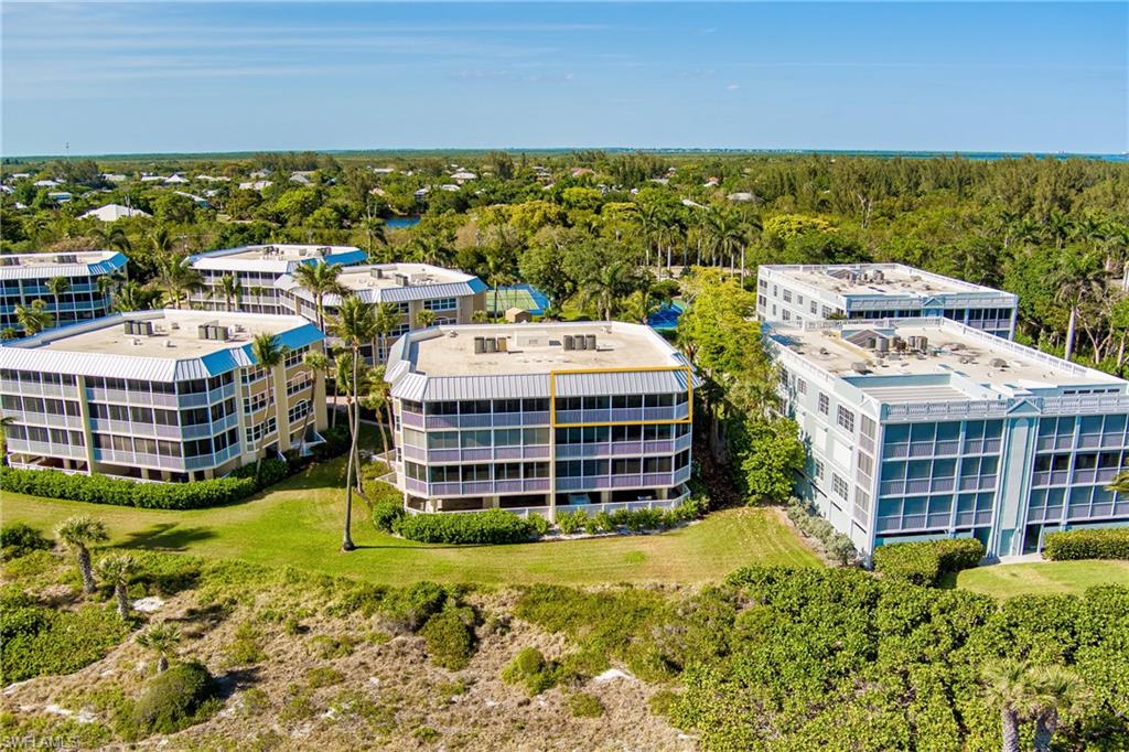 SOMERSET AT THE REEF - Residential