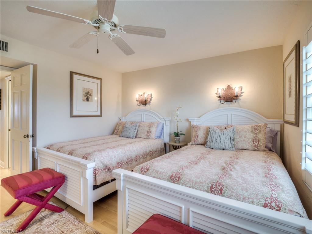 SOMERSET AT THE REEF - Residential