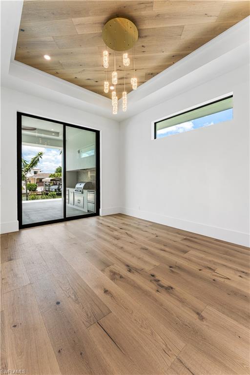 MARCO BEACH - Residential