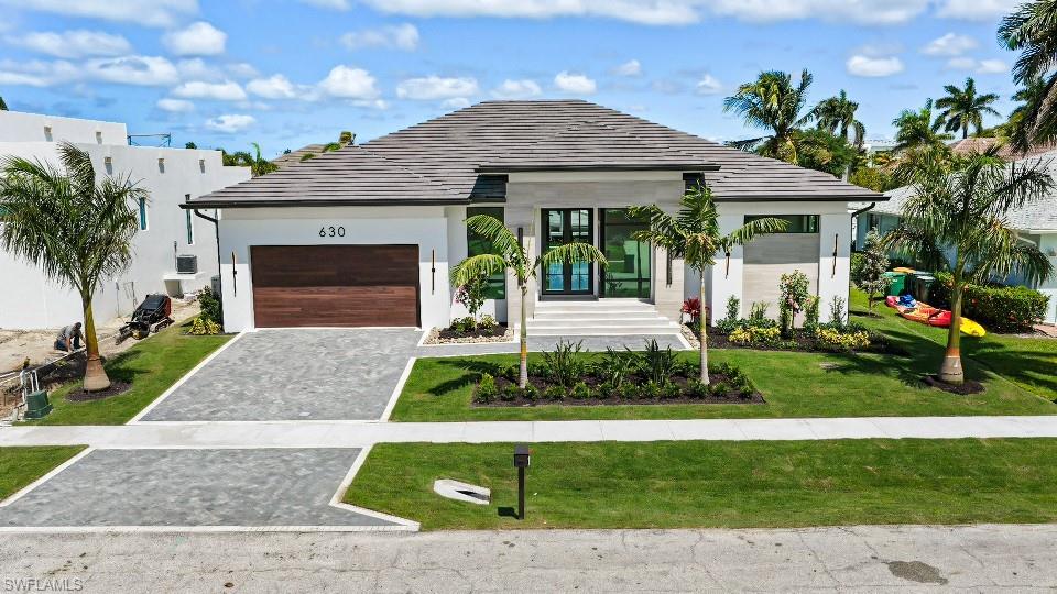 MARCO BEACH - Residential