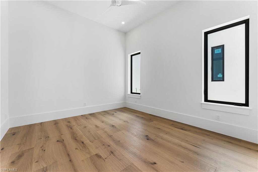 MARCO BEACH - Residential