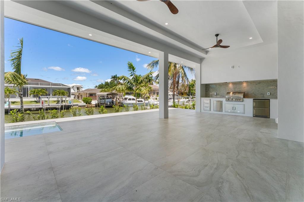 MARCO BEACH - Residential