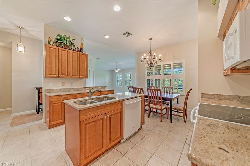 AUTUMN WOODS - Residential