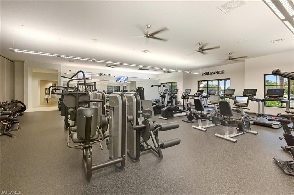 ESPLANADE - Residential