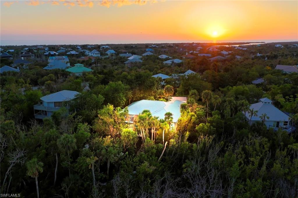 SANIBEL BAYOUS - Residential