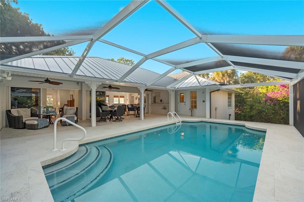 SANIBEL BAYOUS - Residential