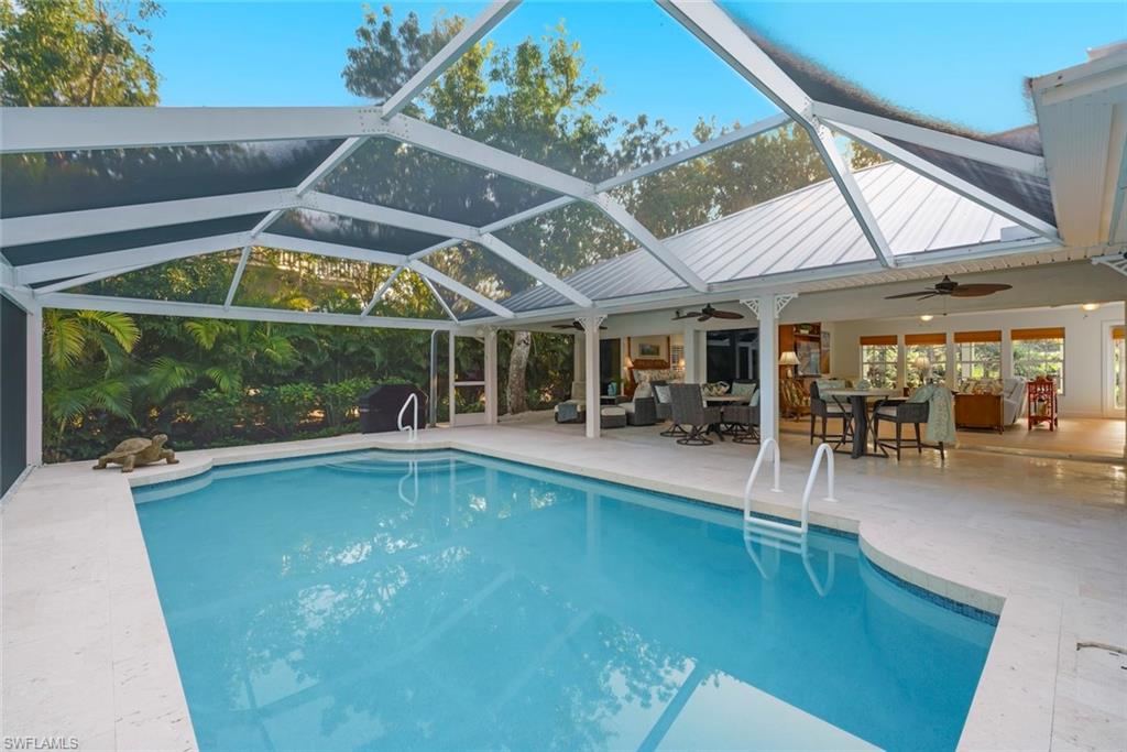 SANIBEL BAYOUS - Residential