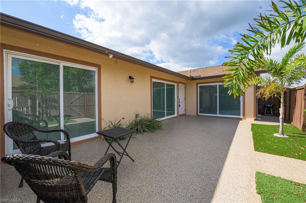 ROYAL WOODS - Residential Lease