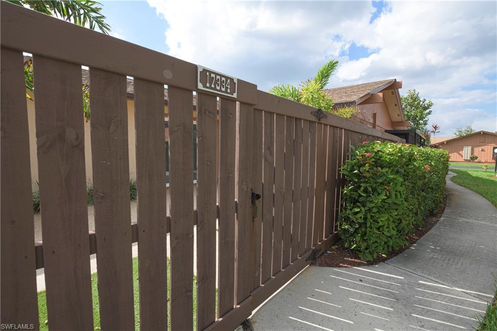 ROYAL WOODS - Residential Lease