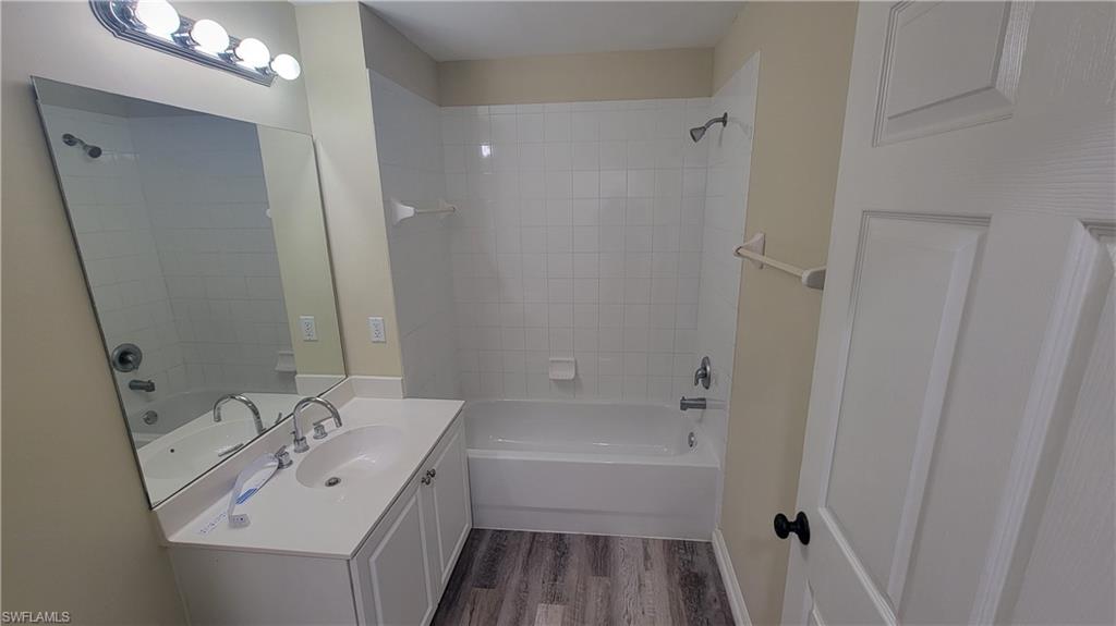 ISLES OF PORTO VISTA - Residential