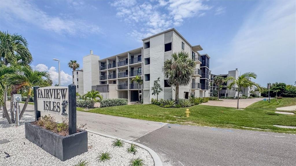 FAIRVIEW ISLES CONDO - Residential