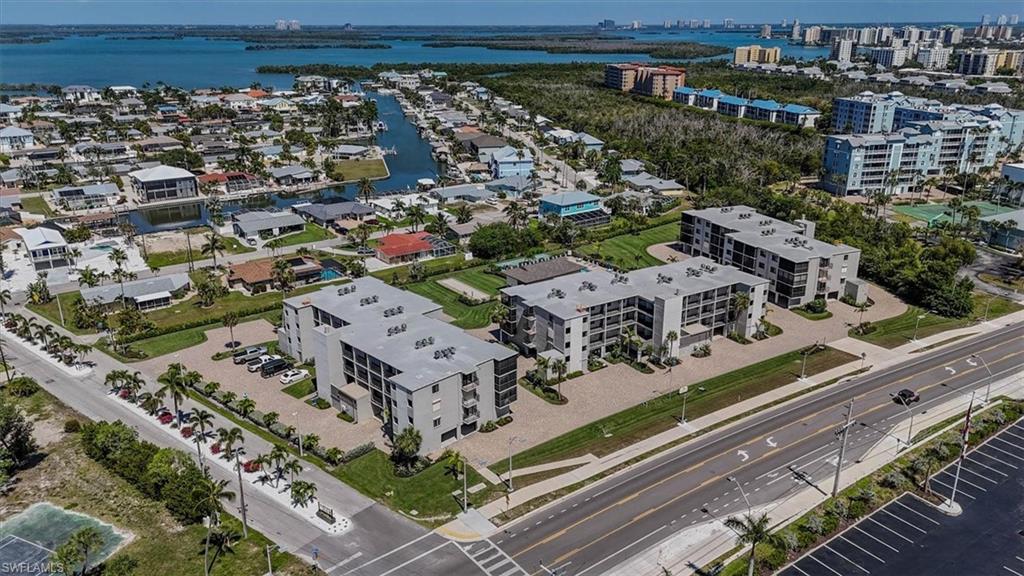 FAIRVIEW ISLES CONDO - Residential
