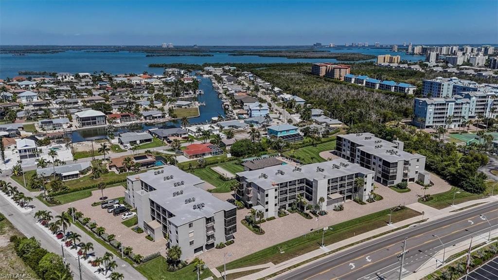 FAIRVIEW ISLES CONDO - Residential