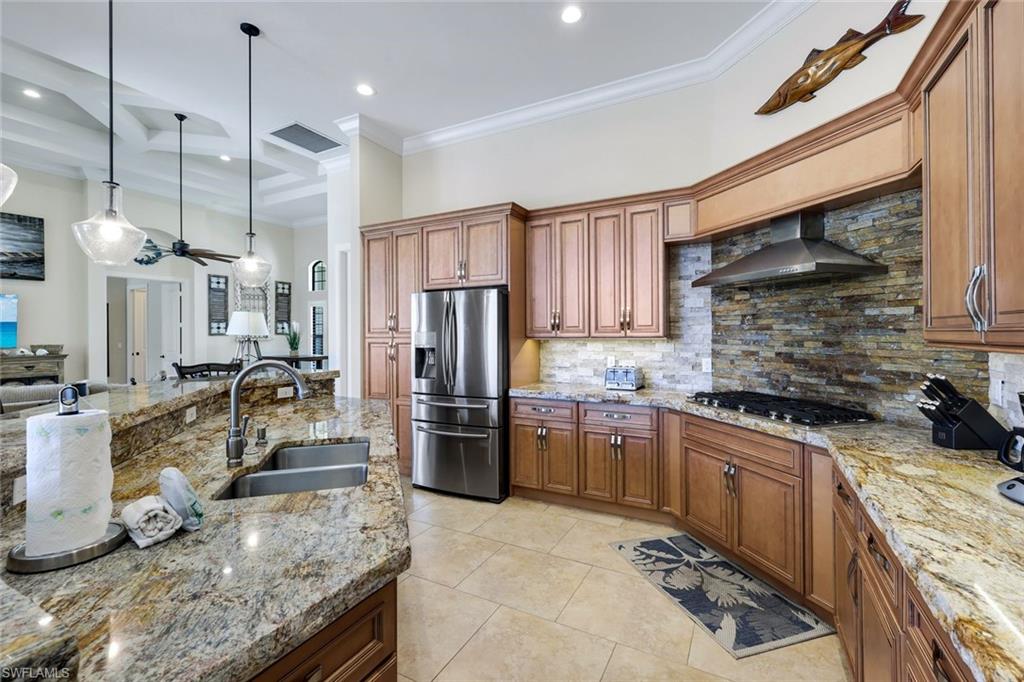MARCO ISLAND - Residential