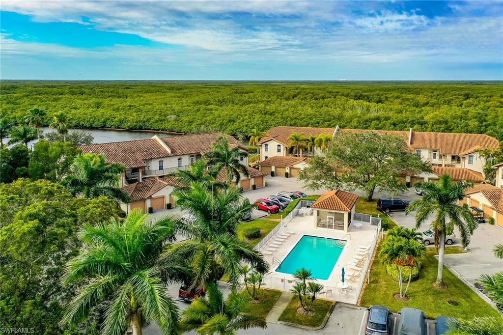 SUNSET CAY VILLAS - Residential