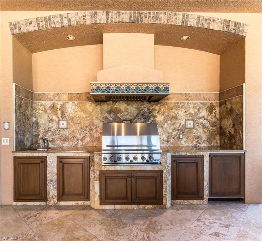 GREY OAKS - Residential