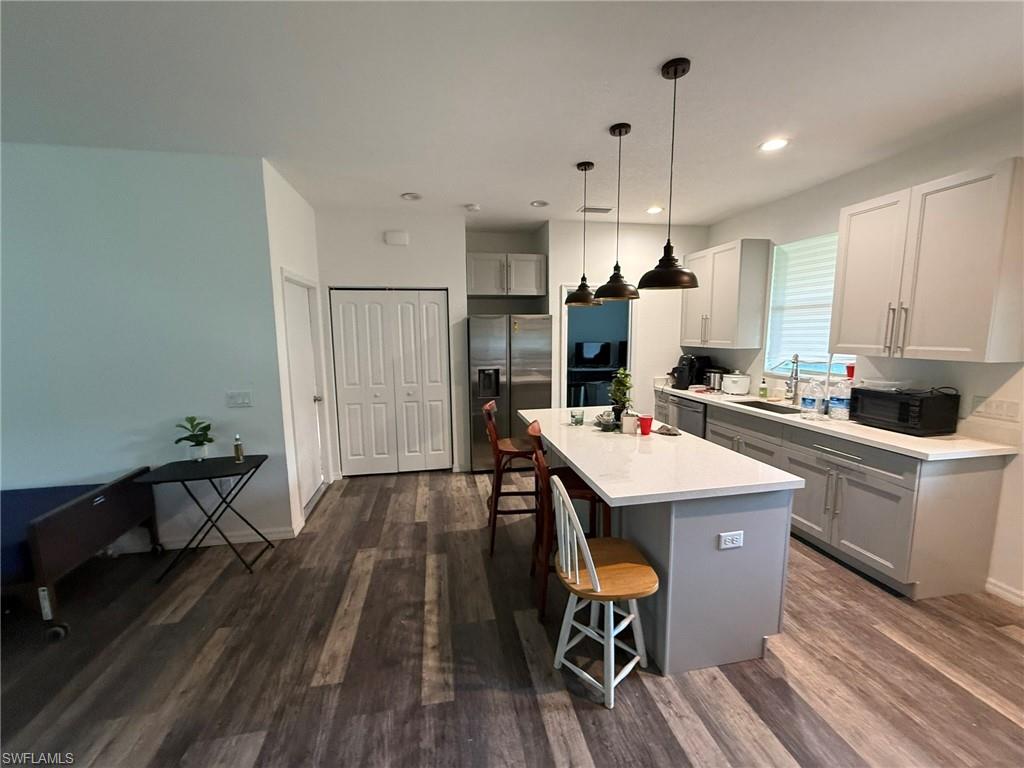 RIDGE HARBOR - Residential Lease