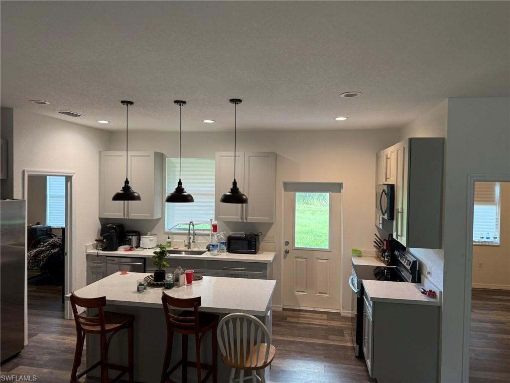 RIDGE HARBOR - Residential Lease