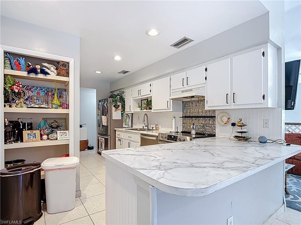 KREAMERS AVOCADO SUBD - Residential