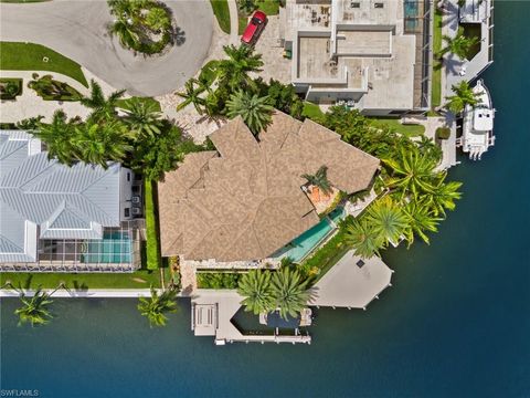 A home in MARCO ISLAND